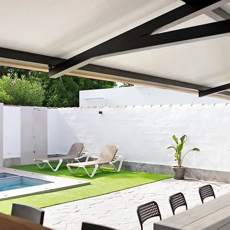 Ferro Piscina Climatizada צ'יקלנה דה לה פרונטרה